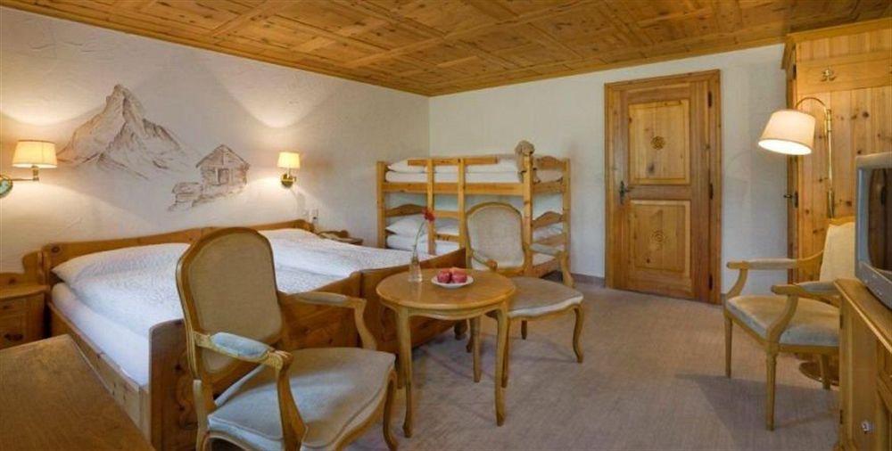Riffelhaus 1853 Hotel Zermatt Room photo
